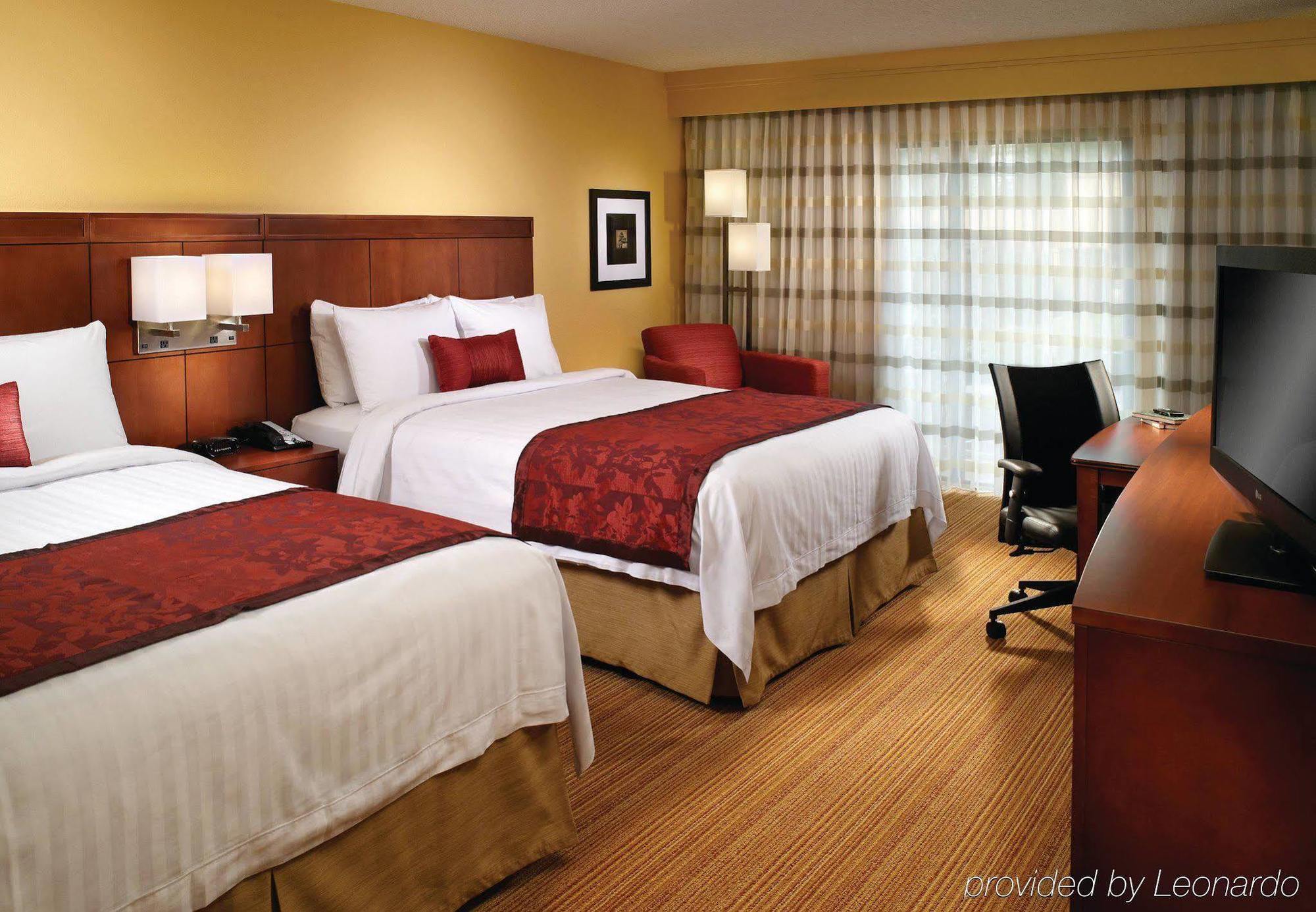 מלון Courtyard By Marriott מאקון מראה חיצוני תמונה