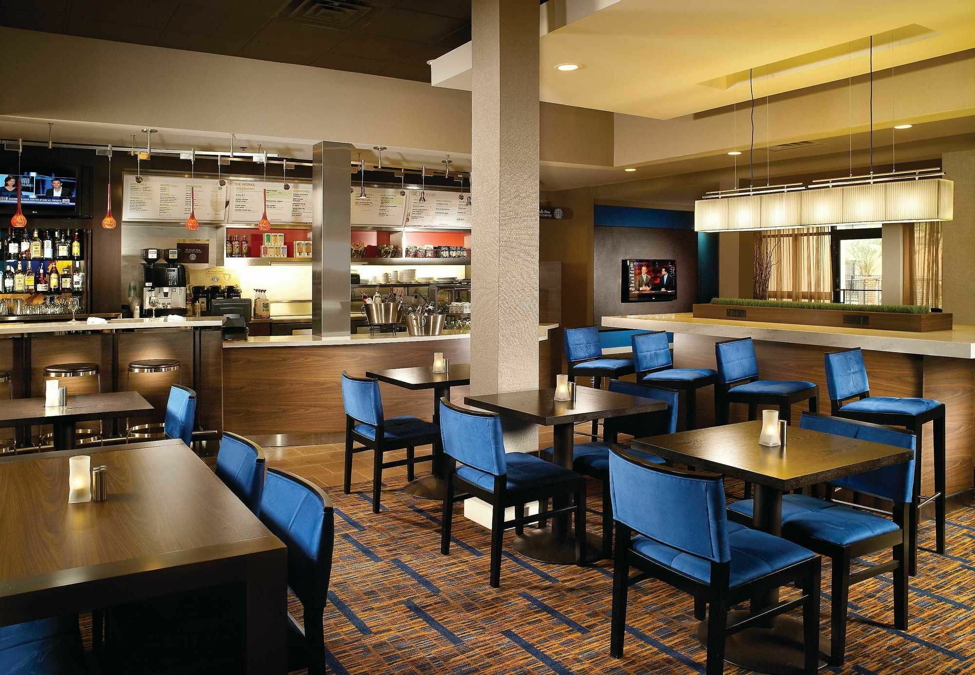 מלון Courtyard By Marriott מאקון מראה חיצוני תמונה